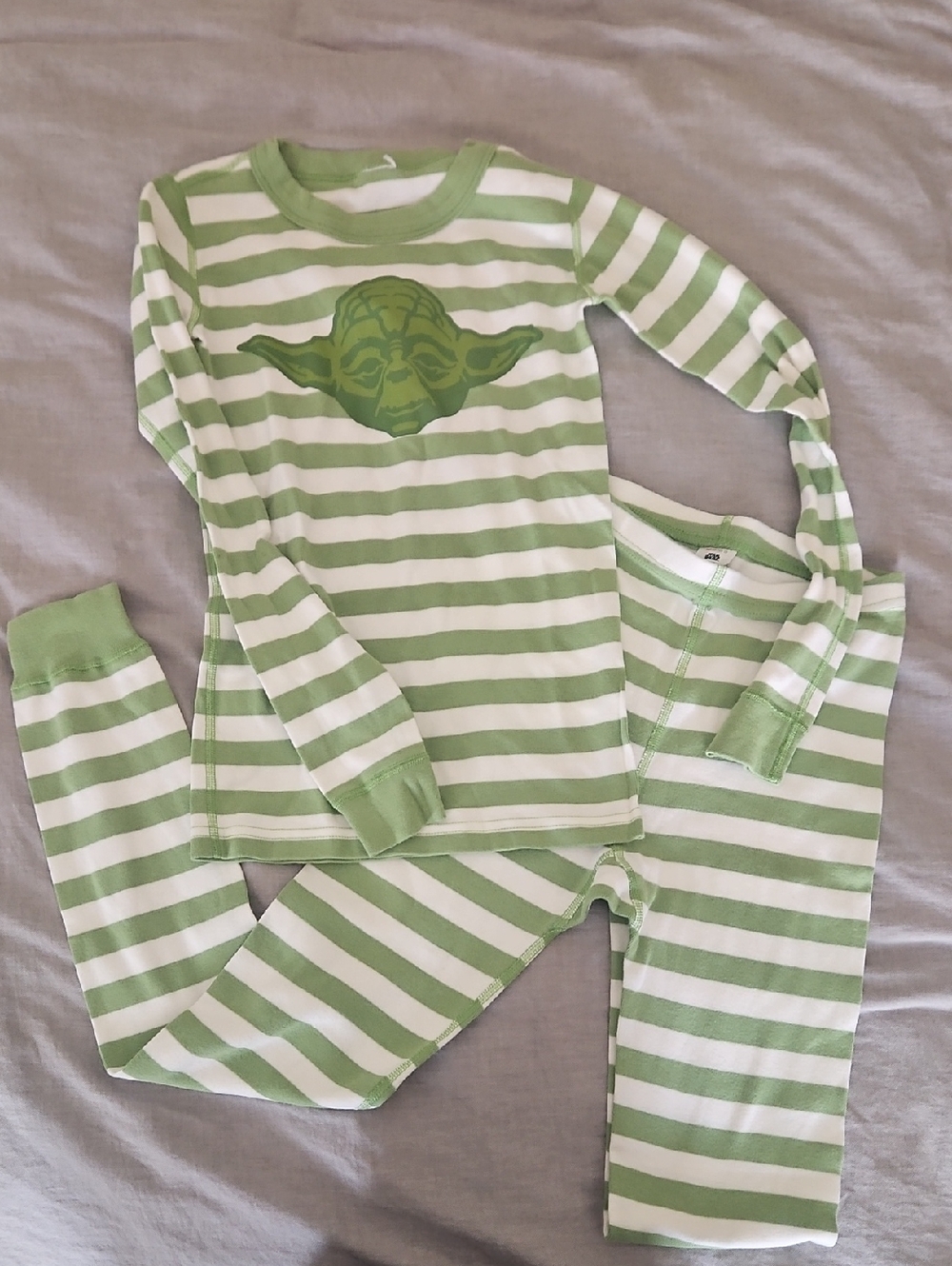 Hanna Andersson Star Wars Green and White Striped Yoda Kids Pajama Set